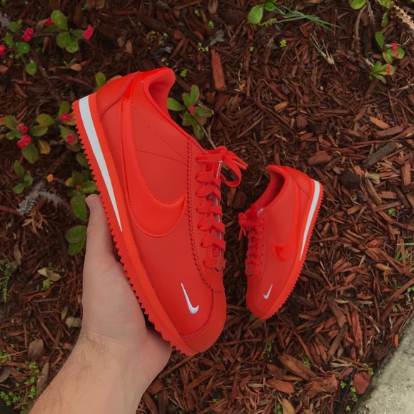 nike cortez orange swoosh